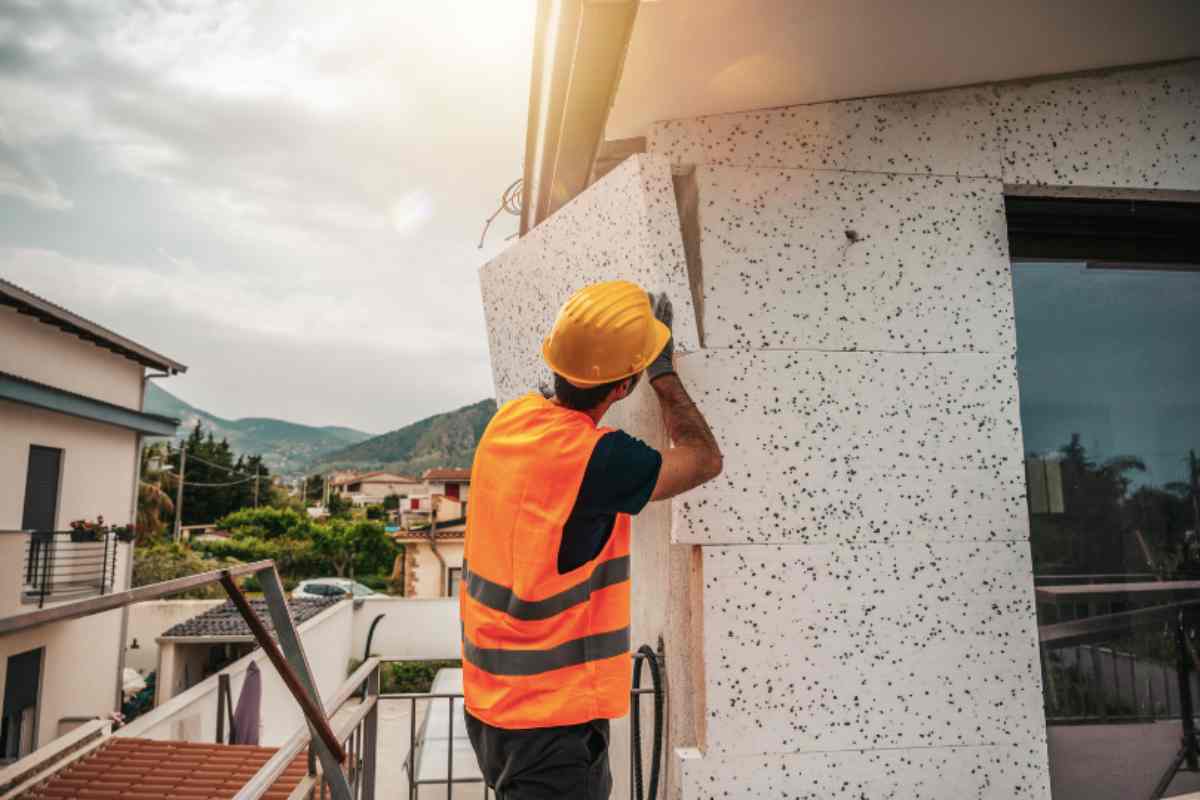 er promuovere pratiche sostenibili, molti governi offrono agevolazioni fiscali o contributi per l'installazione di cappotti termici.