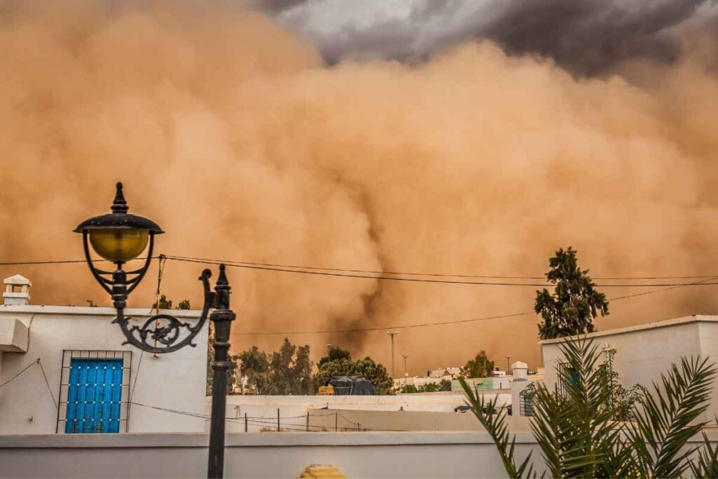 tempesta di sabbia